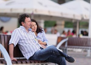 en couple avec un(e) adopté(e)