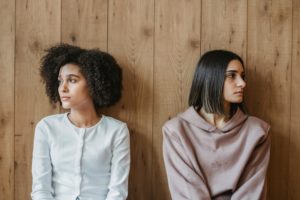 relations amicales adoptés
